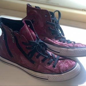 Converse. High tops. Practically new. Worn once. Womens 10. Mens 8.